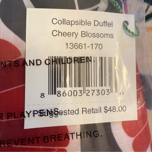 NIP Vera Bradley Collapsible Duffel Bag Cheery Blossom Pattern - Picture 3 of 4
